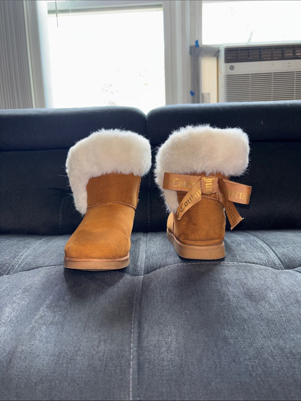 Juicy Couture Tan Suede Winter Boots with White Faux Fur Cuff and Branded Bow